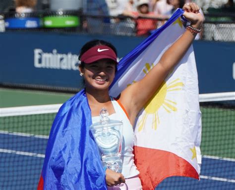 what is the wta ranking of alex eala in 2024